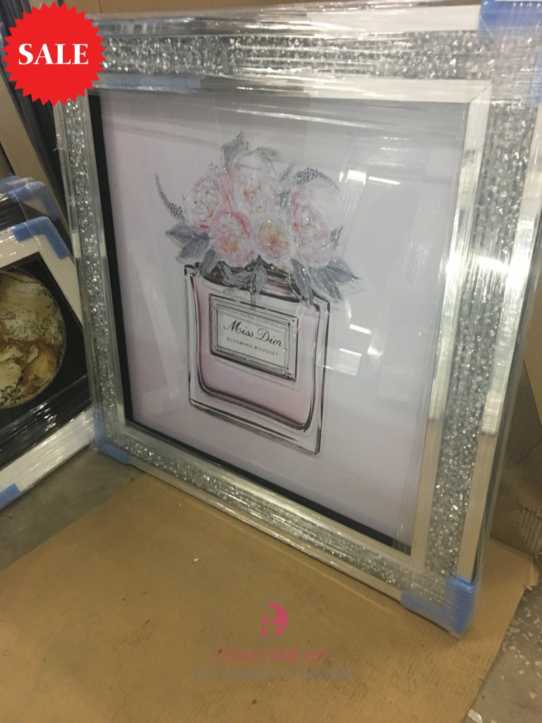 Sparkle Shoe louis Vuitton, Dior, Prada White Roses Wall Art in a diamond  crush frame