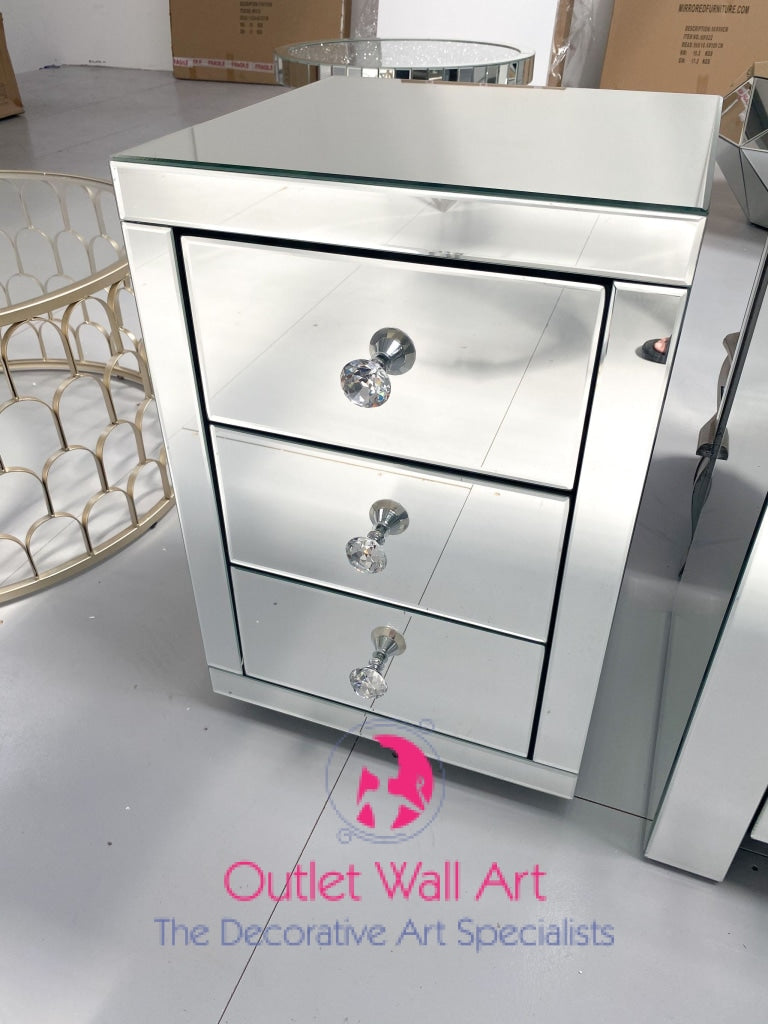 Classic Mirrored 3 Draw Bedside Chest Chest Of Drawers